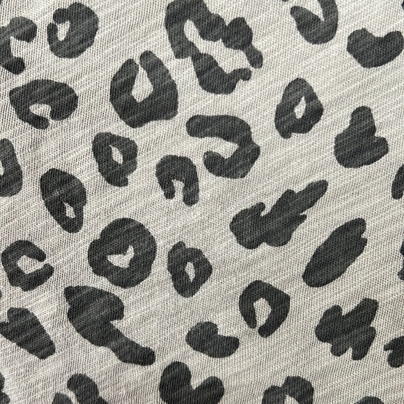 Leopard top - Picture 3 of 5